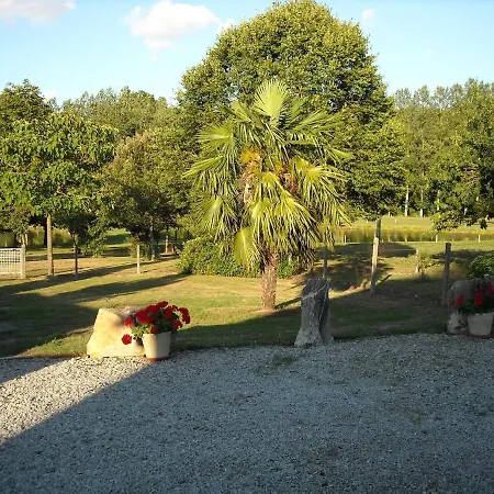بيت للعطل De Peche Bouchamps-les-Craon